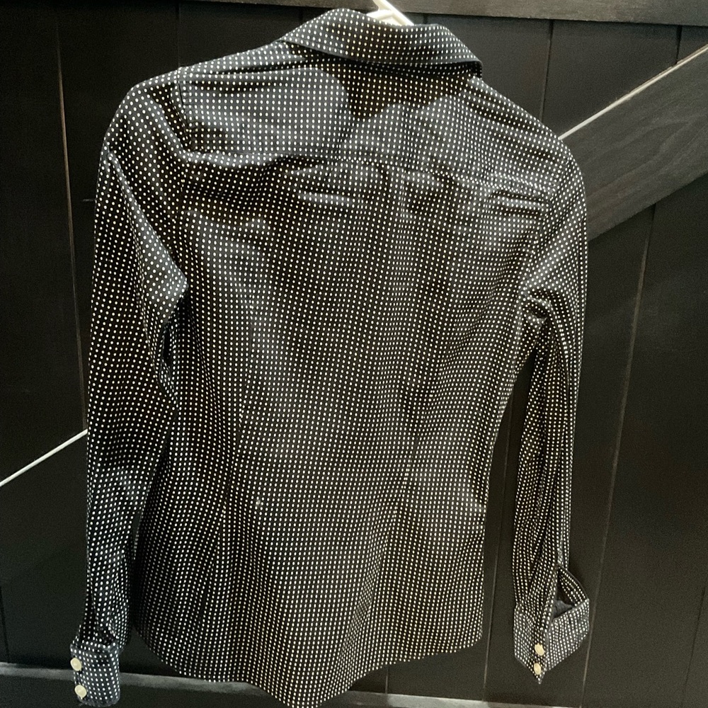 Banana Republic Women’s Dress Shirts - Bundle of 4 - Picture 5 of 12